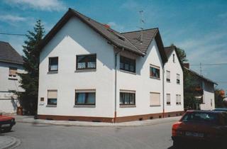 Wohnung kaufen in Rheingoldstraße 20, 67550 Worms, Helle, freundliche Erdgeschoss-Wohnung in einem Vierparteien-Haus zu verkaufen