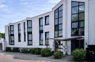 Wohnung kaufen in 40699 Erkrath, Stilvolle Maisonette mit Dachterrasse – Ihr neues Zuhause im Grünen nahe Düsseldorf