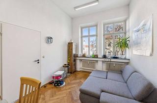 Wohnung kaufen in Erlanger Straße 21, 95444 Altstadt, Charmante Altbauwohnung – 3 Zimmer in zentraler Lage von Bayreuth