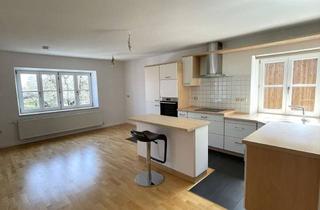 Wohnung mieten in 83329 Waging am See, Großzügige, attraktive 2‑Zimmer‑Wohnung in zentraler Lage von Waging a. See