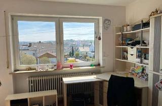 Wohnung mieten in 84371 Triftern, Traumhafte 4-Zimmer-Wohnung mit Kamin, EBK und 1000 m² Gartenanteil in Triftern