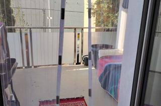 Wohnung mieten in Alsenberger Straße 38, 95028 Innenstadt, Helles WG-Zimmer (20 m²) mit Balkon – 400€ warm