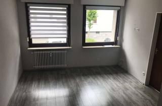 Wohnung mieten in Koloniestraße 151, 47057 Neudorf-Süd, Stilvolle, gepflegte 2-Zimmer-EG-Wohnung mit EBK in Duisburg