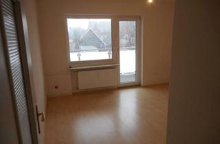 Wohnung mieten in Norderstr. 16, 25813 Husum, Gepflegte 2-Zi-Wohnung mit Südbalkon und Einbauküche im Zentrum
