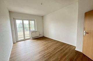 Wohnung mieten in Marktsteig 18, 09126 Bernsdorf, Lernen wo andere wohnen! Jetzt zum Start 1. Kaltmiete geschenkt!