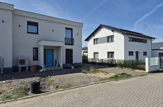 Haus mieten in Am Schrebergarten 19 u. 19a, 06184 Kabelsketal, Sichern Sie sich dieses attraktive Haus schon heute - Einzug ab 01.07.2026 möglich!