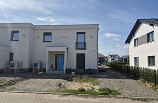 Haus mieten in Am Schrebergarten 19 u. 19a, 06184 Kabelsketal, Sichern Sie sich dieses attraktive Haus schon heute - Einzug ab 01.07.2026 möglich!