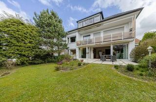 Haus kaufen in 32105 Bad Salzuflen, Wohnen & Vermieten perfekt kombiniert! Schönes 3-Familienhaus am Kurpark