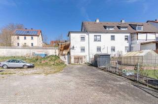 Doppelhaushälfte kaufen in 92237 Sulzbach-Rosenberg, Viel Platz, Charme und Möglichkeiten – Doppelhaushälfte mit großem Grundstück in Sulzbach-Rosenberg