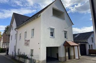 Haus kaufen in Badener Str. 10, 74211 Leingarten, AUFGEPASST ! Renoviertes - EFH mit 2 Garagen - Einbauküche inclusive - vermietete Kapitalanlage