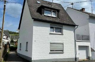 Einfamilienhaus kaufen in 56341 Filsen, Gepflegtes Einfamilienhaus mit schönem Rheinblick in Filsen zum Kauf!