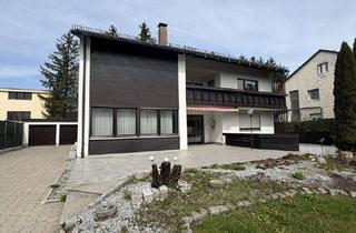 Einfamilienhaus kaufen in 84149 Velden, Großzügiges Einfamilienhaus mit Einliegerwohnung, zusätzlicher Nutzfläche und ca. 1.160qm Grundstück