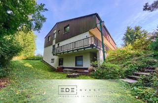 Haus kaufen in 83714 Miesbach, Anwesen mit Baupotenzial und Privatwald