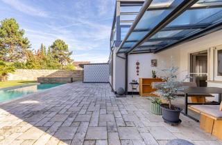 Haus kaufen in Zelterweg, 79591 Eimeldingen, Zweifamilienhaus in ruhiger Lage von Eimeldingen- mit Pool, Sauna und hochwertiger Gartengestaltung