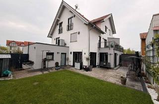 Haus mieten in 63486 Bruchköbel, Perfektes Familienhaus: Moderne Doppelhaushälfte mit Garten, 3 Etagen & Top-Ausstattung