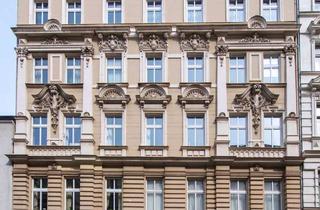 Wohnung kaufen in Chamissoplatz, 10965 Kreuzberg, Kapitalanlage: 3-Zimmer-Altbauwohnung am Chamissoplatz