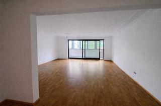 Wohnung mieten in L 9, 68161 Innenstadt, 4.5 Zimmer mit Wintergarten/Balkon nahe Uni, Schloss, Rhein und Waldpark