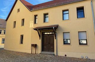 Wohnung mieten in Schweinitzer Markt 16, 06917 Jessen, Vermietung - helle 3-Zimmer-Wohnung am Schweinitzer Markt