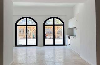 Wohnung mieten in Tappenstraße 1B, 38640 Goslar, Willkommen im historischen ODEON / Goslar: große offene 2,5 Zi, neue EBK, Fussbodenh.Lift, u.v. m.