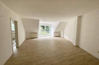 Wohnung mieten in 64625 Bensheim, Helle 2 ZKB Dachgeschoss Wohnung mit Stellplatz in Bensheim Schönberg