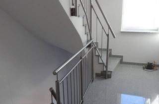 Wohnung mieten in Dorfstraße, 86869 Oberostendorf, Attraktive 4-Zimmer-Wohnung im 1. OG mit Balkon in Oberostendorf