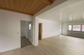 Wohnung mieten in 65232 Taunusstein, Freundliche und helle 4,5-Zimmer-Wohnung mit Balkon in Taunusstein