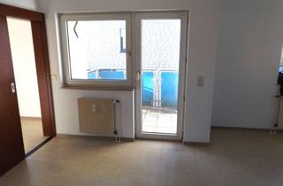 Sozialwohnungen mieten in Burgfüllkannen 29, 53797 Lohmar, Solide, ausgefallene 3-Zimmer-Wohnung mit Balkon in Lohmar, unweit des Zentrums *nur mit WBS*