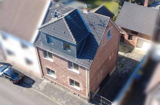 Haus kaufen in 63456 Hanau, Zweifamilienhaus mit viel Ausbaupotenzial