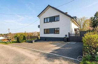 Einfamilienhaus kaufen in 53819 Neunkirchen-Seelscheid, MANNELLA *Modernisiertes Einfamilienhaus mit kleinem Gästehaus* Photovoltaik und herrlichem Weitblic