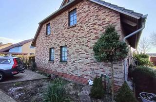 Haus mieten in Dorfstraße, 18528 Rappin, Gepflegtes Reihenhaus mit 4 Zimmern in Bergen auf Rügen OT Thesenvitz