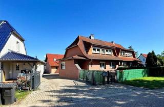Haus kaufen in 17207 Ludorf, 2 Einfamilienhäuser zum Preis von 1