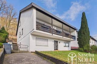 Einfamilienhaus kaufen in 66386 St. Ingbert, Sankt Ingbert - Großes Einfamilienhaus in begehrter Lage von Oberwürzbach, St. Ingbert mit Terrasse und Südbalkon