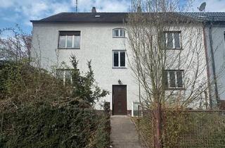 Doppelhaushälfte kaufen in 92637 Weiden, Weiden in der Oberpfalz - Mehrfamilienhaus mit großem Südgarten und Doppelgarage