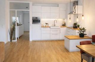 Wohnung kaufen in 12555 Berlin, Berlin - Wohnen am Wasser in Berlin Köpenick - modernisiert, Bootssnleger