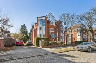 Wohnung kaufen in 13465 Berlin, Berlin - Bezugsfreie Maisonette mit großem Hobbyraum und Balkon