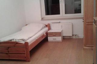 Wohnung kaufen in 41065 Mönchengladbach, Mönchengladbach - Wohnung klein 15m² Rheydt Schmölderpark Provision frei Garage