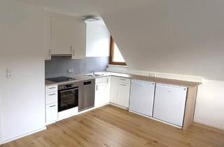 Wohnung mieten in 53639 Königswinter, Königswinter - Dachgeschosswohnung mit Weitblick im idyllischen Berghausen bei Königswinter