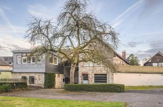 Einfamilienhaus kaufen in 52223 Stolberg, Stolberg - Baudenkmal in Alt Breinig! Zwei verbundene Einfamilienhäuser mit 9 Garagen und großem Grundstück