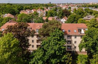 Wohnung kaufen in 04279 Dölitz-Dösen, Vermietetes Dachgeschoss-Doppelpaket mit Dachterrassen in Leipzig