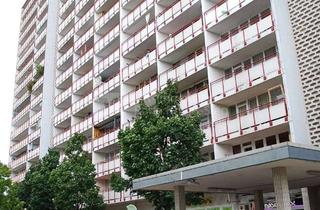 Wohnung kaufen in Mittelstr. 112, 53757 Sankt Augustin, Kapitalanlage oder Eigennutz, Sie entscheiden! 1 Zi. Appartement im 7 OG. mit großer Loggia !!