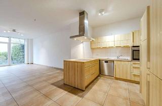 Wohnung kaufen in 71384 Weinstadt, Großzügige und gut geschnittene 4-Zi-Eigentumswohnung mit Süd-Terrasse