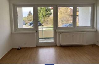 Wohnung mieten in 01738 Dorfhain, Gemütliche Wohnung mit großem Balkon, Tageslichtbad und separater Küche!