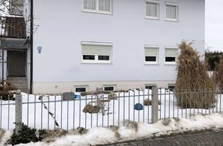 Wohnung mieten in Burgstraße 11, 84378 Dietersburg, Frisch renovierte 2 ZKB Mietwohnung mit Garten & eigener Garage