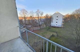 Wohnung mieten in Würzburger Straße 42, 09130 Sonnenberg, Wohnung für Ihre Familie in ruhiger Lage mit schönem Garten!