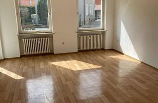 Wohnung mieten in Kreuzbergstr. 2b, 96317 Kronach, Schöne 3-Zimmer-Wohnung am Kreuzberg/Kaulanger