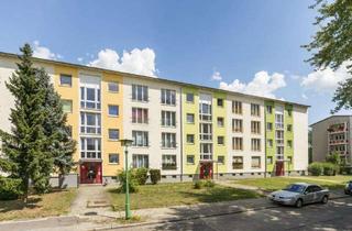 Wohnung mieten in Bertolt-Brecht-Straße 13, 02977 Hoyerswerda, Helle 3-Raumwohnung in Zentrumsnähe