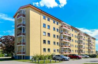 Wohnung mieten in Albert-Einstein-Straße, 02977 Hoyerswerda, Familienwohnung mit Balkon in Zentrumsnähe