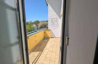 Wohnung mieten in 85051 Ingolstadt, Helle 4-Zimmer-Wohnung im 3. OG mit Balkon in Ingolstadt Südwest