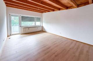 Wohnung mieten in Salzburger Straße, 83301 Traunreut, Helle 4-Zimmer-Dachgeschosswohnung mit Balkon