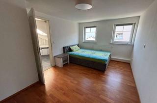 WG-Zimmer mieten in Musterstrasse, 94405 Landau, Zimmer mit eigenes Bad